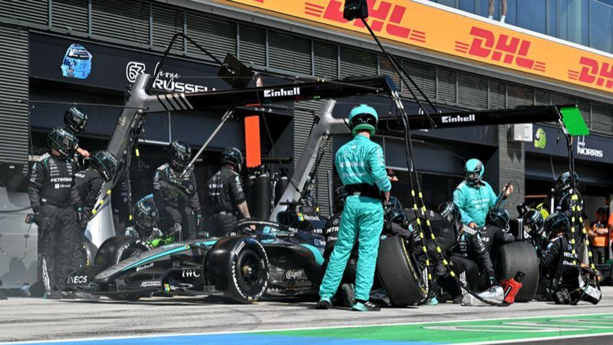 Hungarian heartbreak deepens Russell's misery as technical gremlins persist