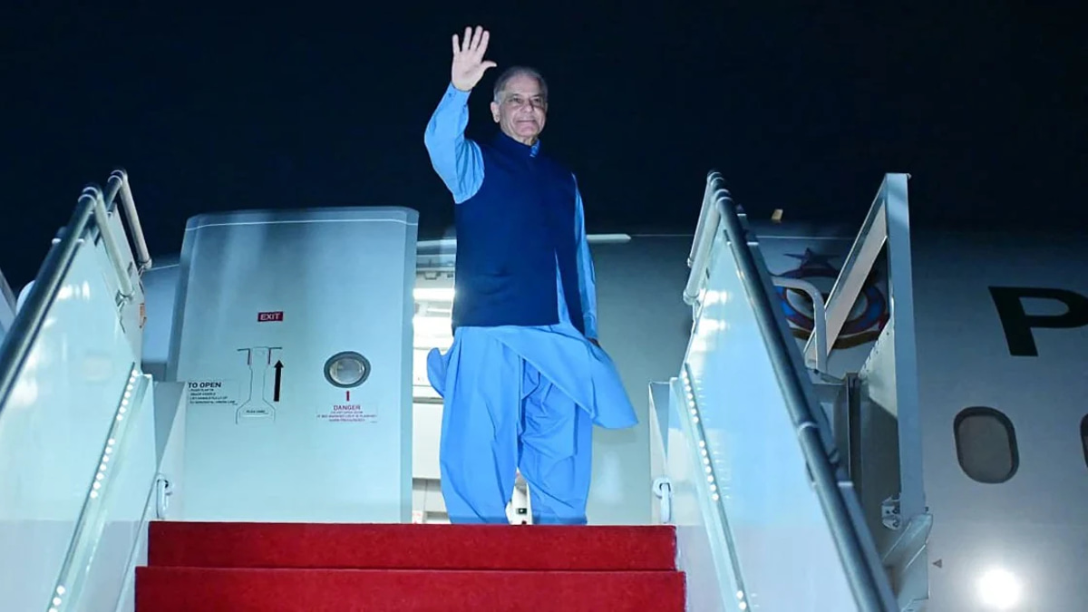 Pakistan's Shehbaz Sharif Travels to Switzerland for US-Iran Peace Talks