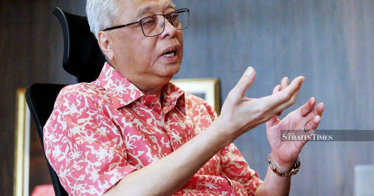 Former PM Ismail Sabri admitted to IJN before court hearing