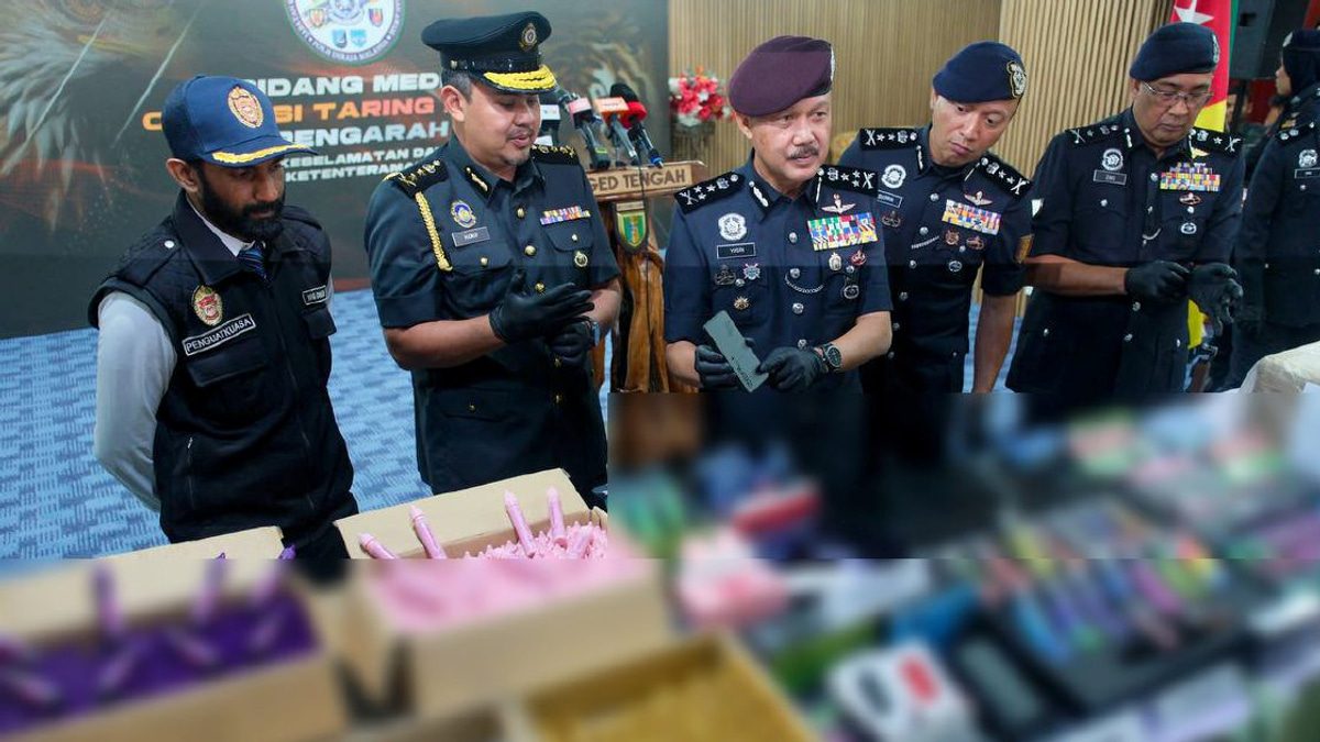 Police Dismantle Smuggling Operations in Selangor, Seizing RM15.5 Million in Vapes and Contraband Cigarettes