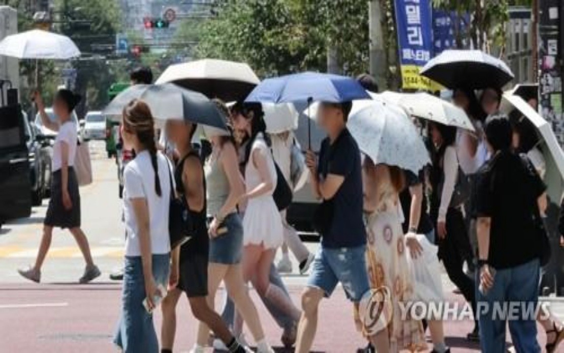 Seoul Swelters as South Korea Records Extreme Heat Exceeding 40°C