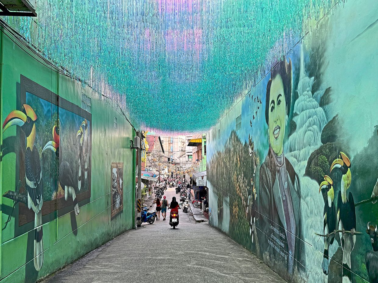 Betong: Thailand's Quirky Border Town Offers Surprising Depth Beneath Its Chicken-Themed Surface
