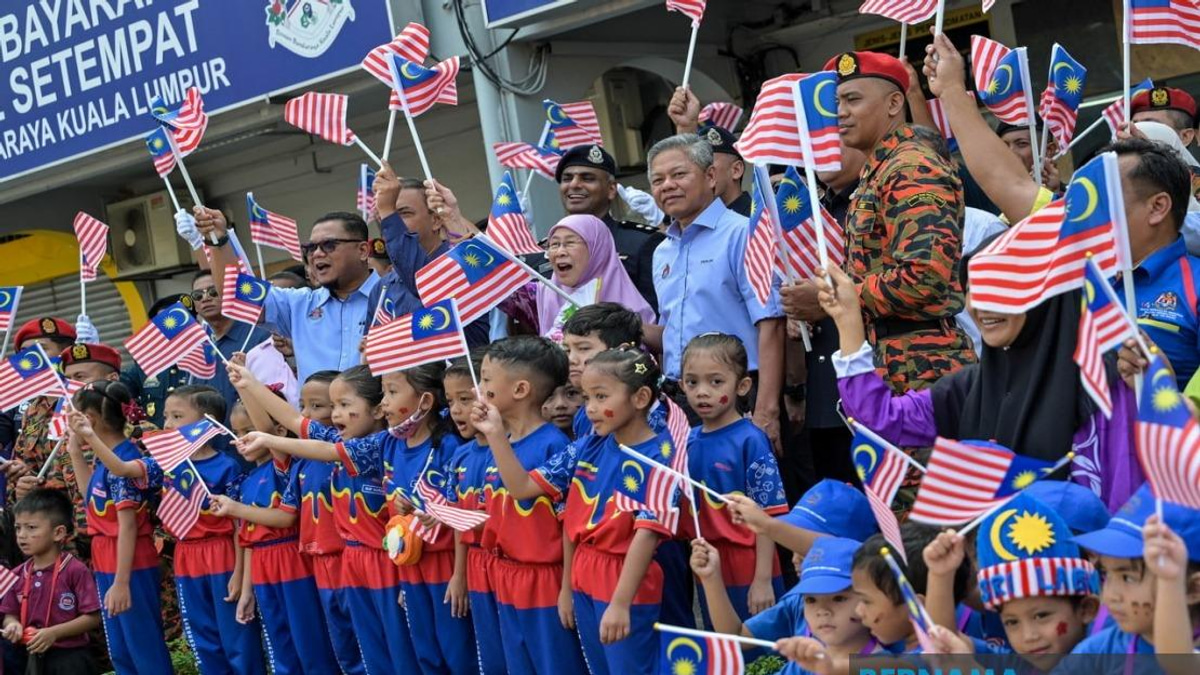 Independence Day Calls for Deeper Understanding of Freedom's True Value, Says Dr Wan Azizah