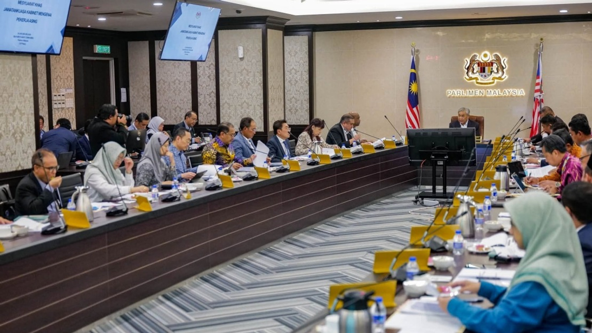 Government To Overhaul Foreign Worker Management Framework, Says Ahmad Zahid