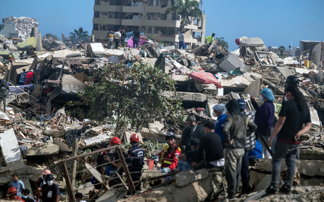 Venezuela's Twin Earthquakes Kill 2,295, Displace Thousands as International Rescue Efforts Continue