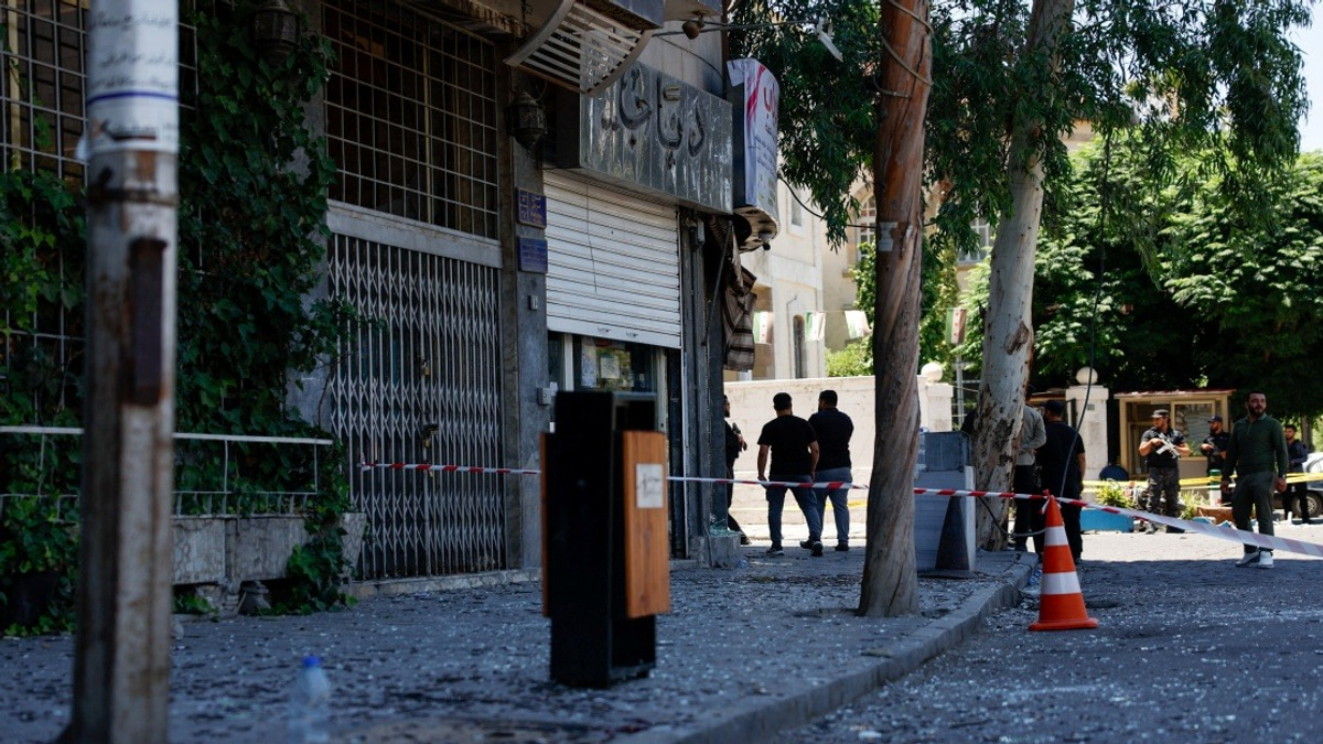 Damascus Blasts Injure 18 During Macron's Historic Syria Visit