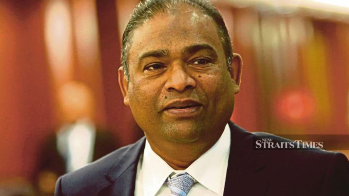 Former Tabung Haji Chief Not Arrested by MACC, Son Clarifies