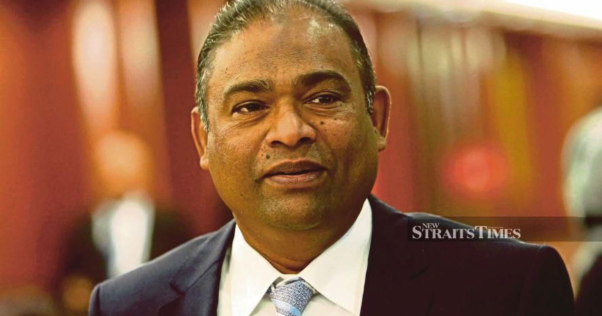 Former Tabung Haji Chief Not Arrested by MACC, Son Clarifies