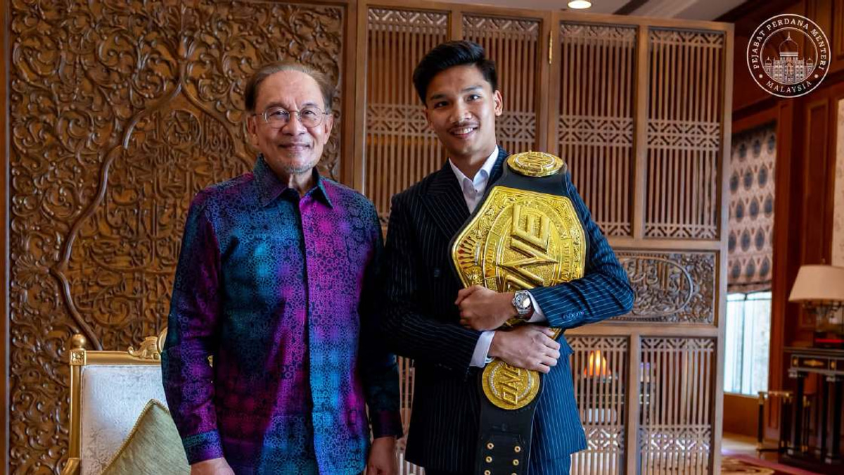 PM Anwar hails Aliff Rakib's historic ONE Muay Thai championship victory