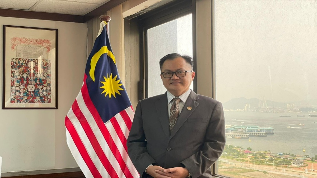 Malaysian Consulate in Hong Kong Defends Election Information Campaign