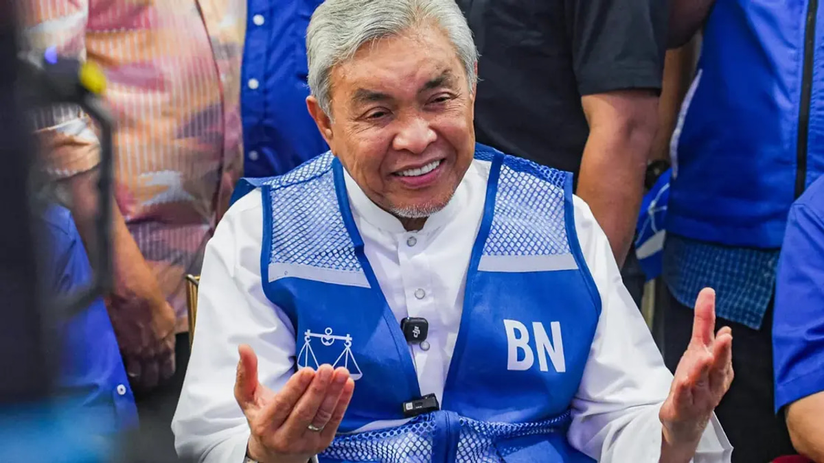 Zahid and Anwar Signal Unity After Election, Pledging to Set Aside Political Rivalries