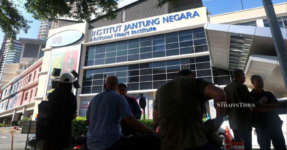 Former PM Ismail Sabri to Undergo Pacemaker Surgery for Irregular Heartbeat