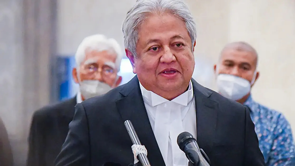 Judge Steps Aside in Zaid Ibrahim Defamation Appeal