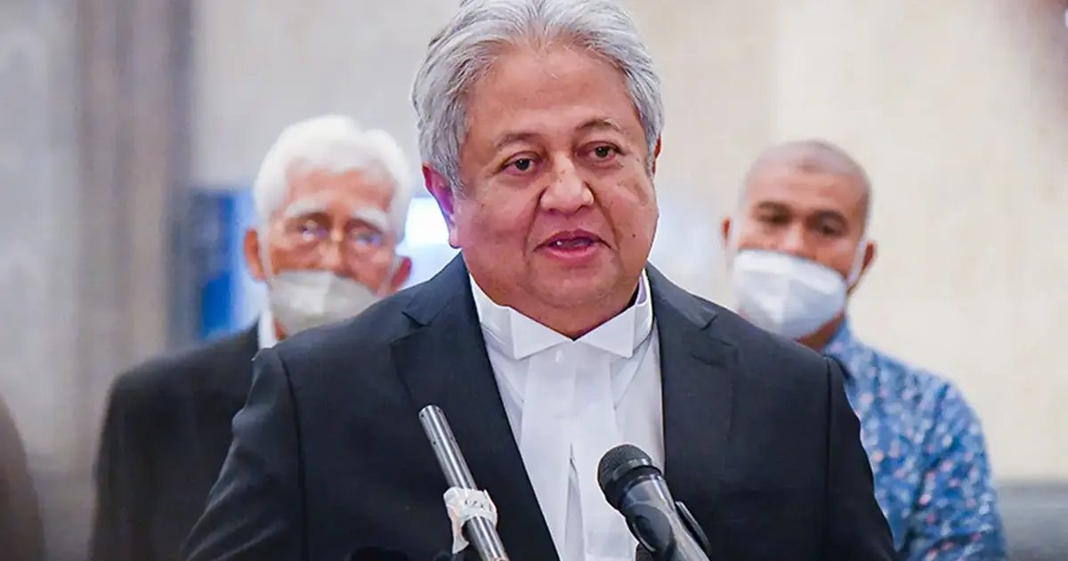 Judge Steps Aside in Zaid Ibrahim Defamation Appeal