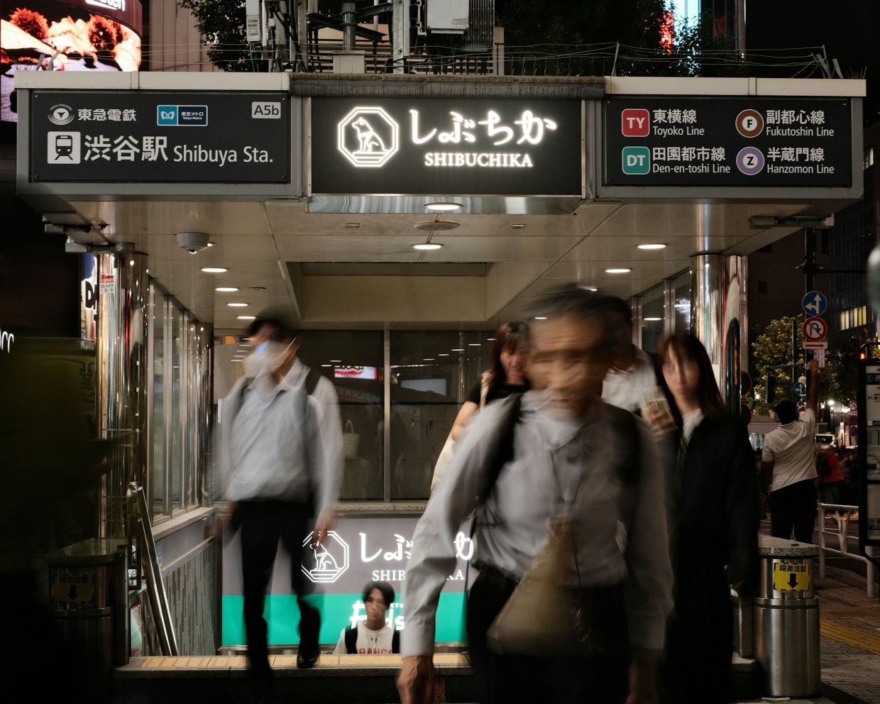 Japan Enacts Social Media Election Rules Ahead of 2027 Implementation