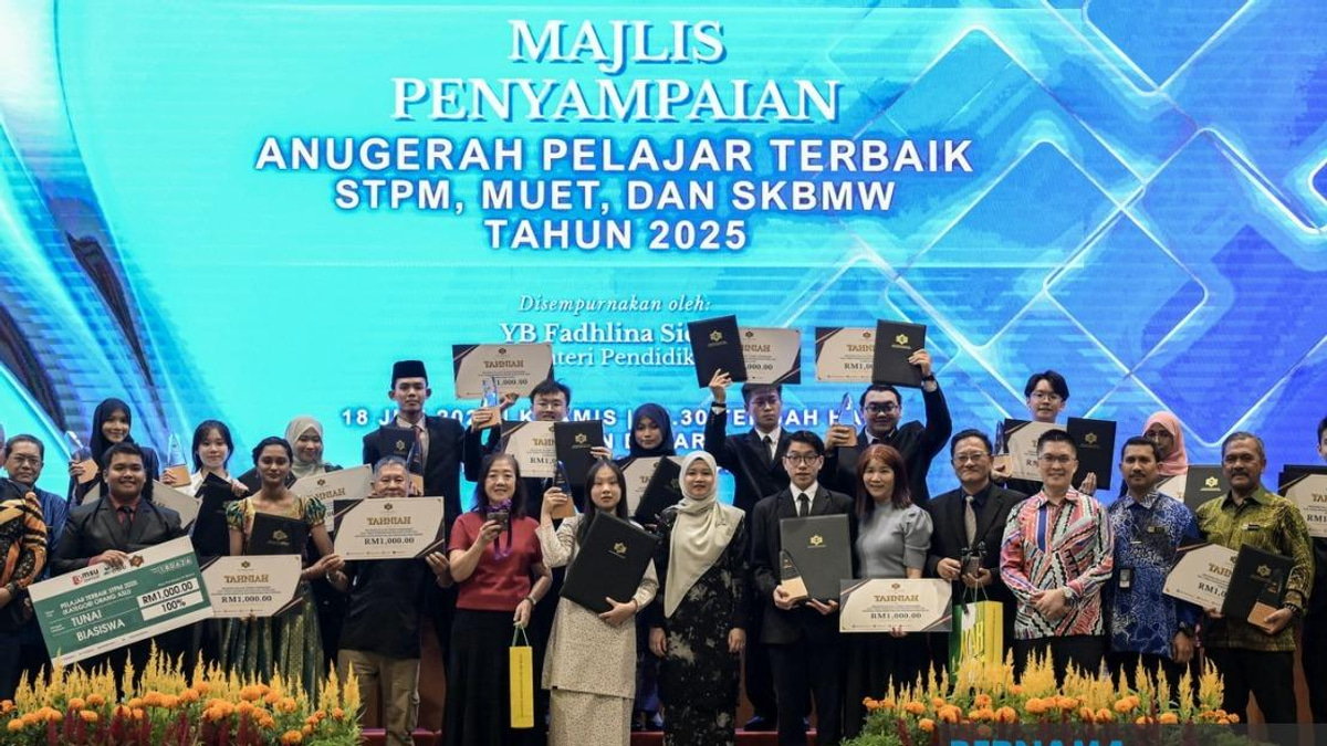18 Top STPM Students To Receive Public University Scholarships, Says Education Minister Fadhlina