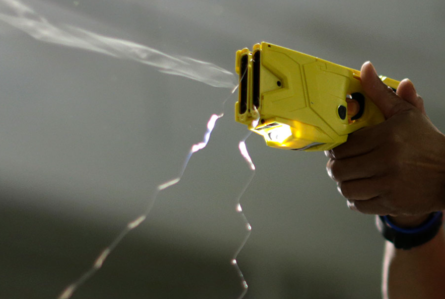 Singapore Man Tasered After Refusing to Drop Saw Near Public Housing Block