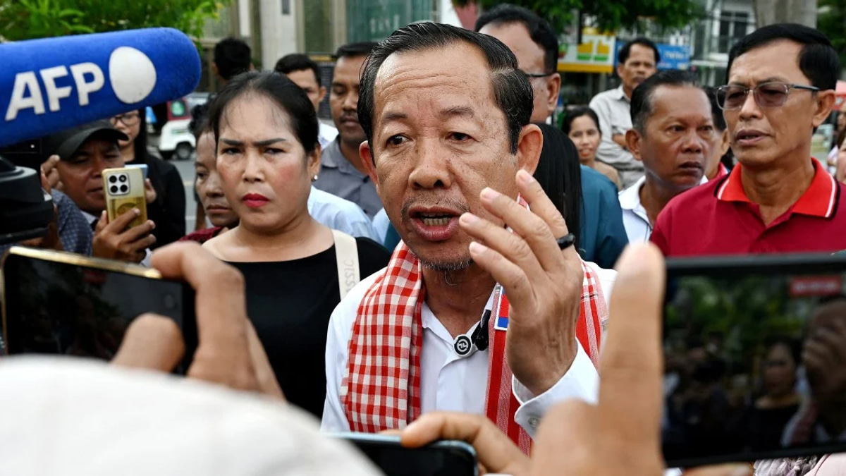 Cambodia's Supreme Court Upholds Election Bar for Opposition Leader Rong Chhun