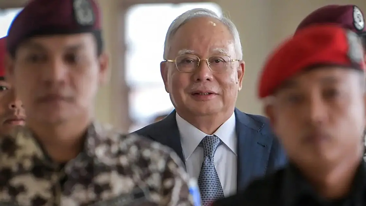 Najib to Attend Court Hearing on Pardons Board Challenge