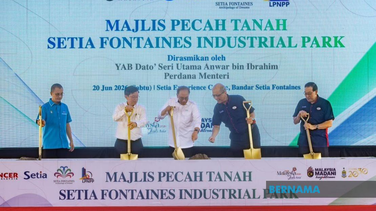 Development Must Create Opportunities for Lower-Income Groups, Anwar Says