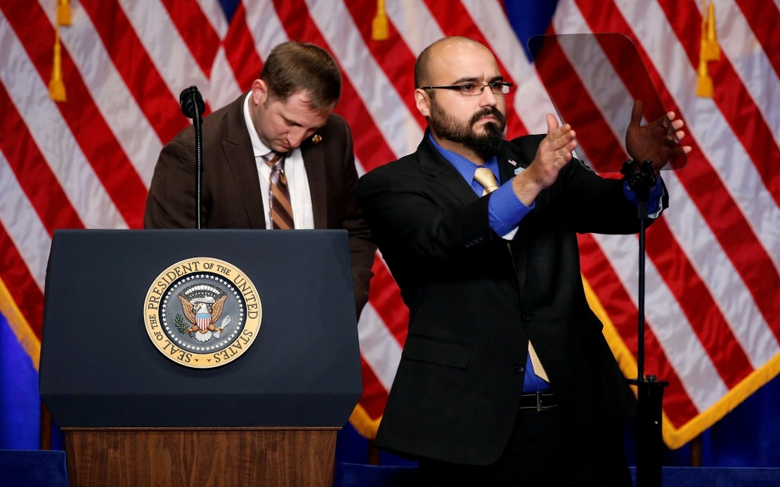 White House Suspends Trump's Teleprompter Operator Over Alleged Betting Scheme