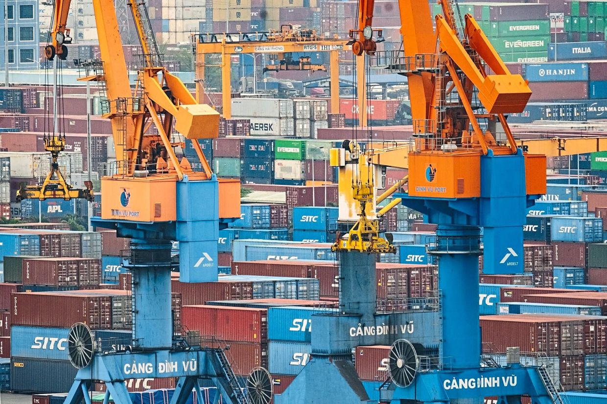 Vietnam Signals Willingness to Address US Trade Concerns as Tariff Negotiations Resume