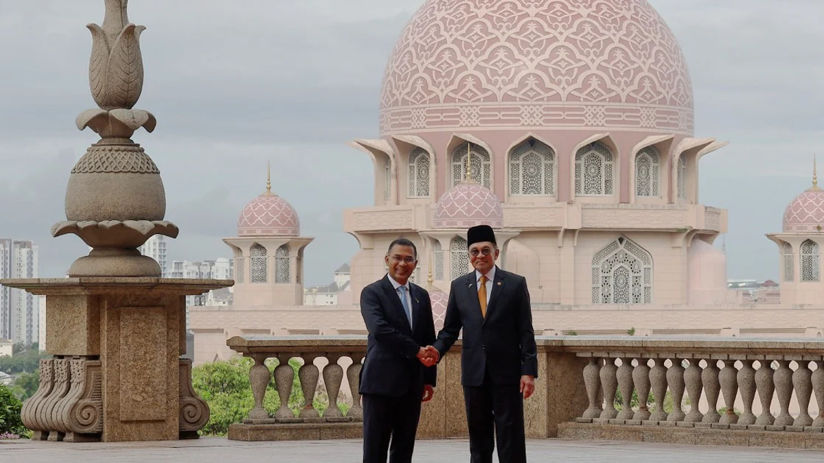 Malaysia welcomes Bangladesh PM Tarique Rahman with ceremonial state reception