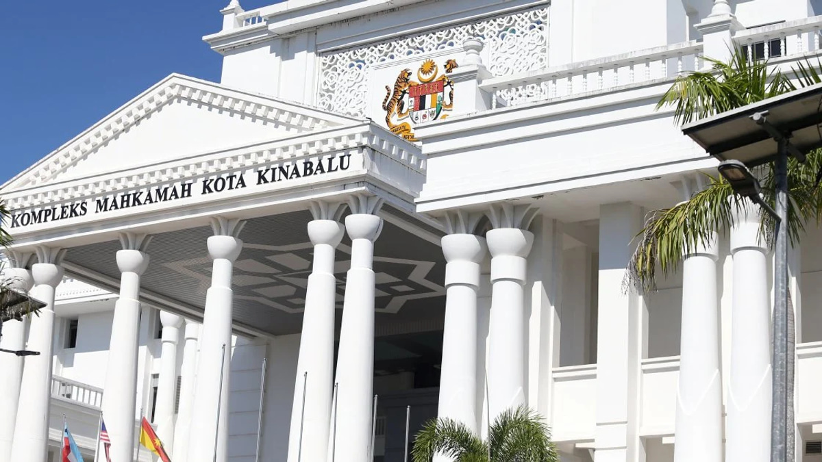 Handwriting Expert Maintains Position on Zara Mahathir Journal Findings