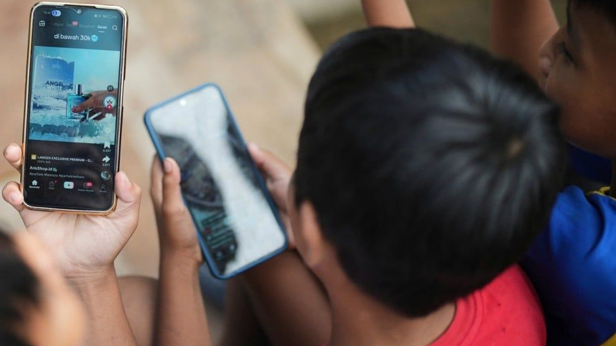 Indonesia Removes Five Million Child Accounts in Major Online Safety Push