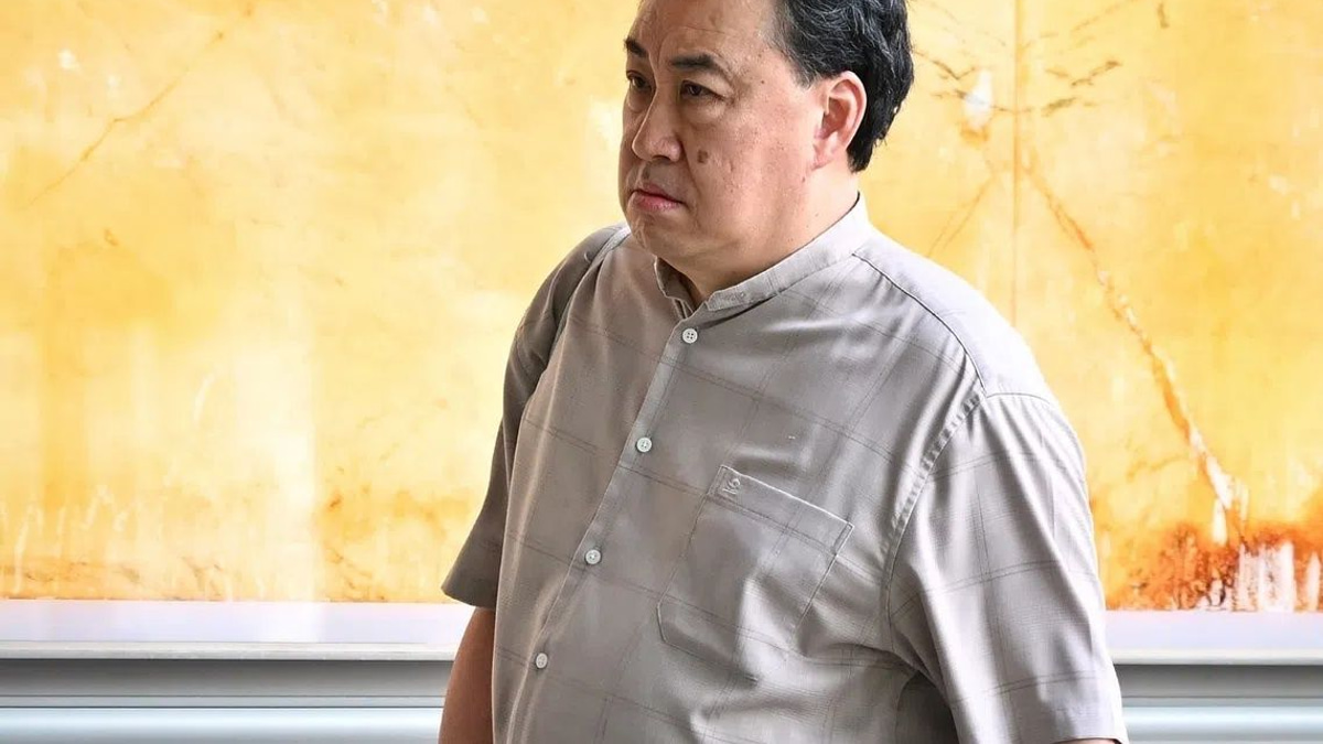 Singapore lawyer Lim Tean faces warrant review as jail term looms