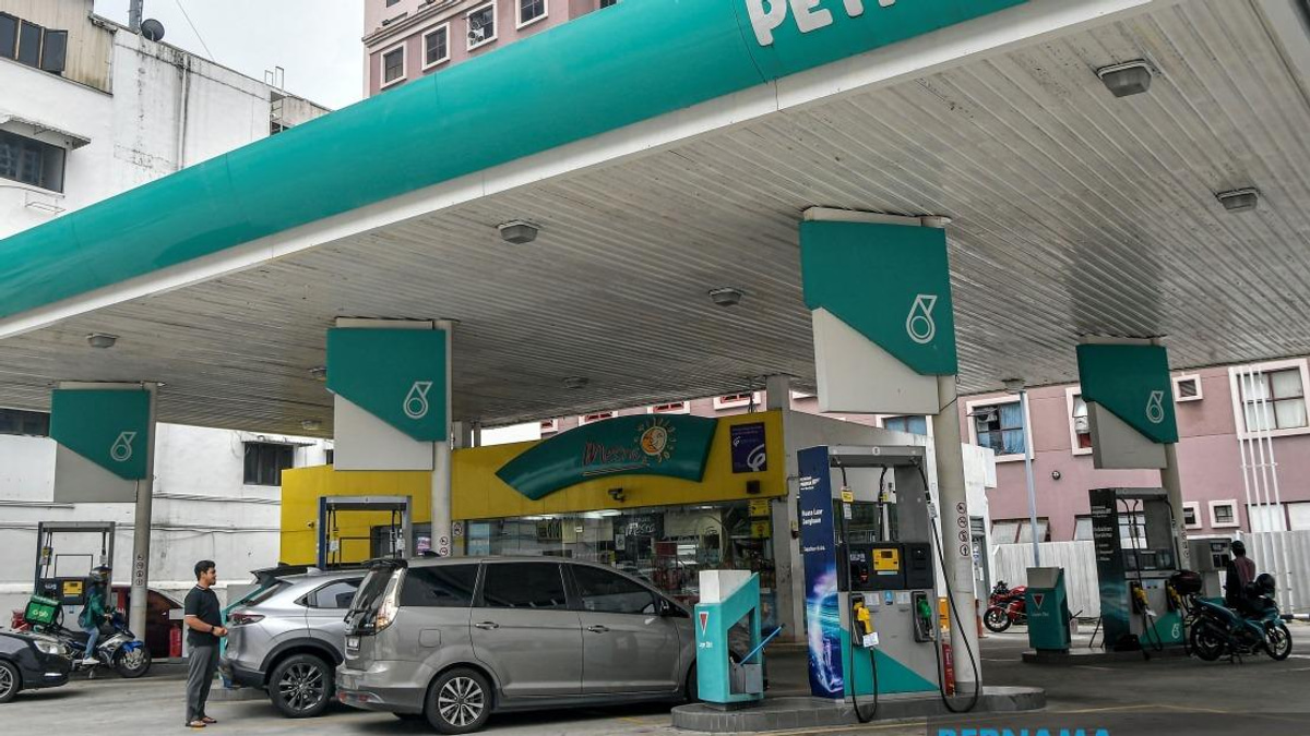 Fuel Prices Surge 20 Sen Per Litre Amid Middle East Tensions