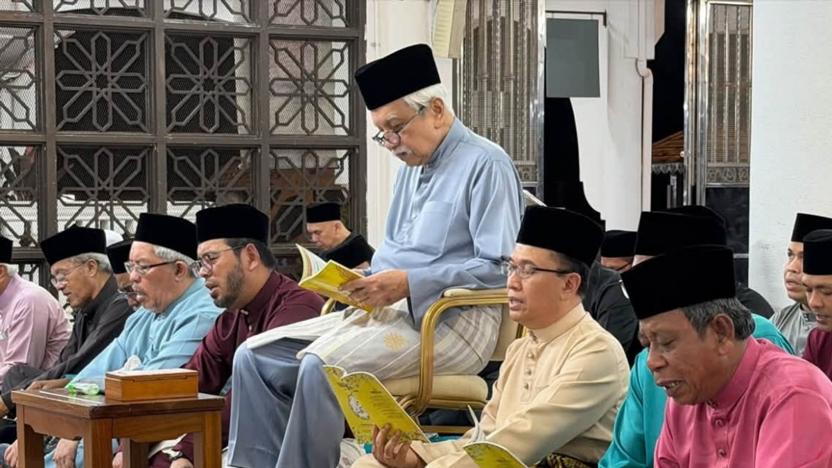 Tuanku Muhriz Leads Spiritual Gathering in Kuala Pilah Bermunajat Programme