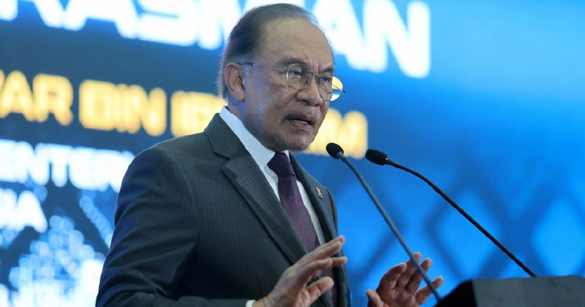 Anwar Warns Schools Against Suppressing Bullying Cases for Reputation