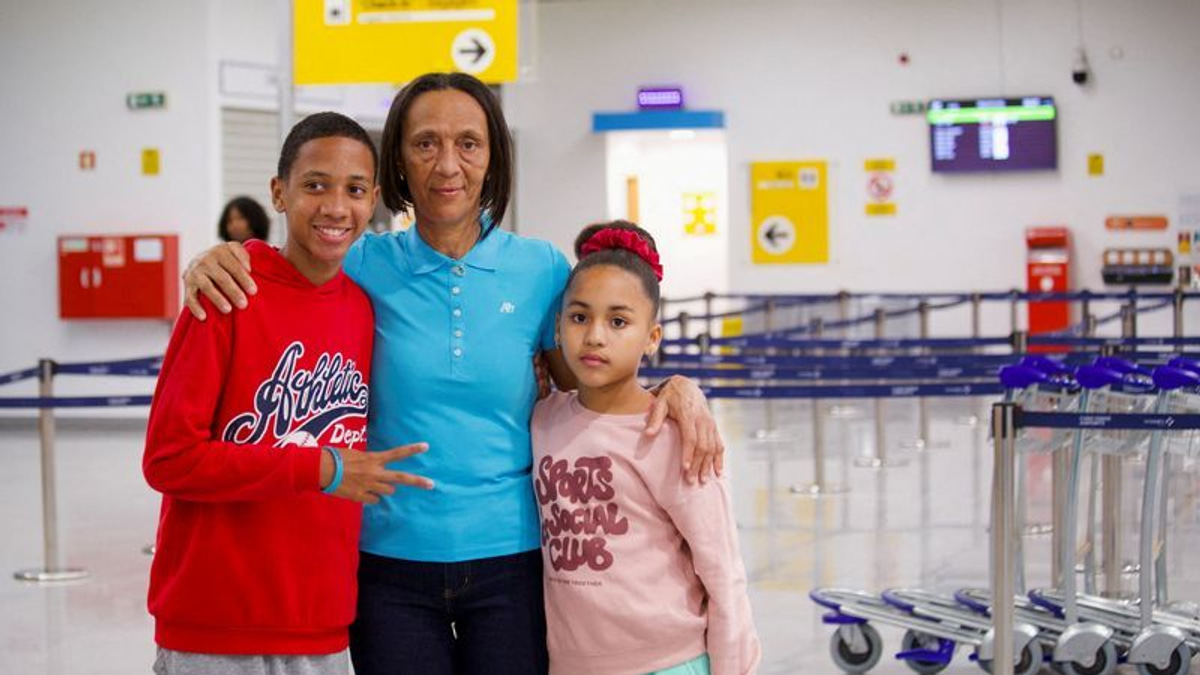 Cape Verde keeper Vozinha's mother secures US visa to watch World Cup after emotional appeal