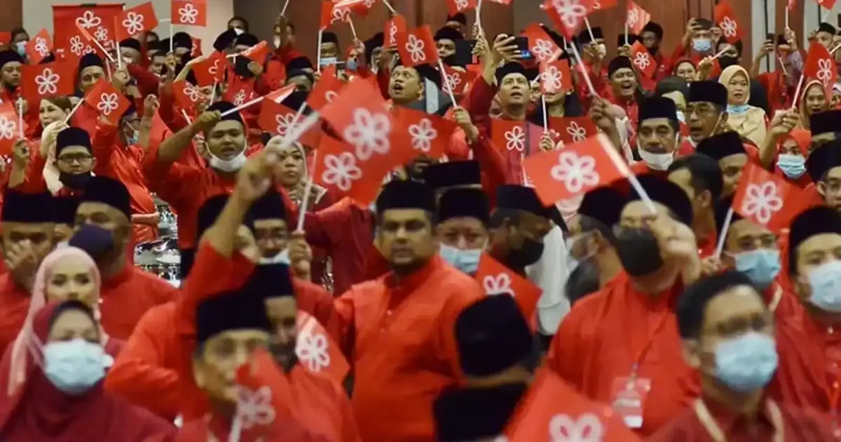 Bersatu's Coalition Role Becomes Untenable, Says PAS Official