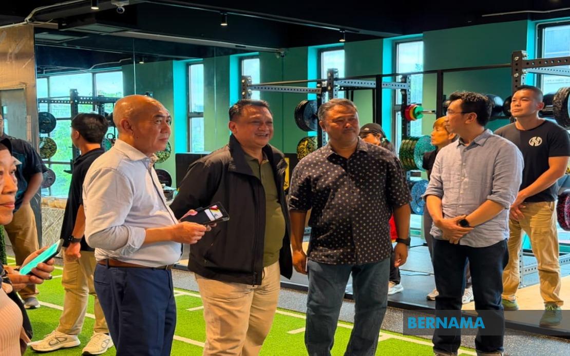 Strength Training Key to Preventing Falls Among Malaysia's Elderly, Says Kuching Gym Owner